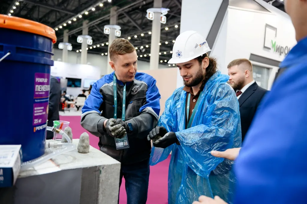 ИИ в стройку, лес в многоэтажки: что показали на International Property Market в Казани