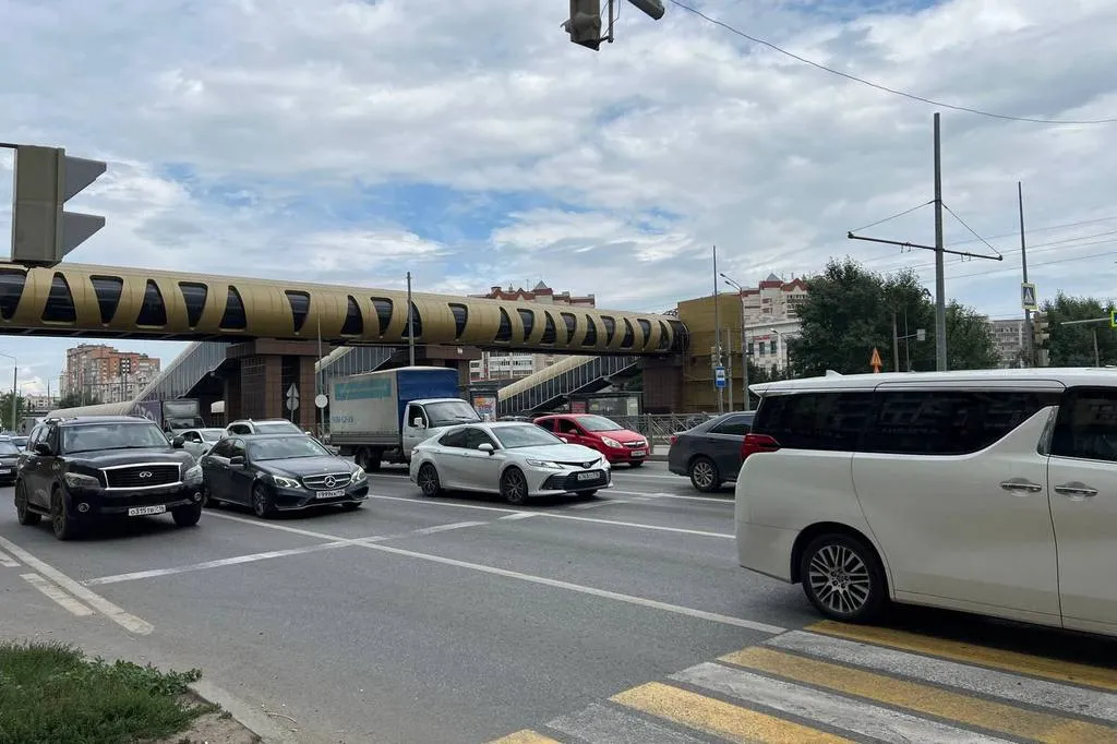Мэрия Казани начнет замену лифтов в пешеходных переходах в 2024 году