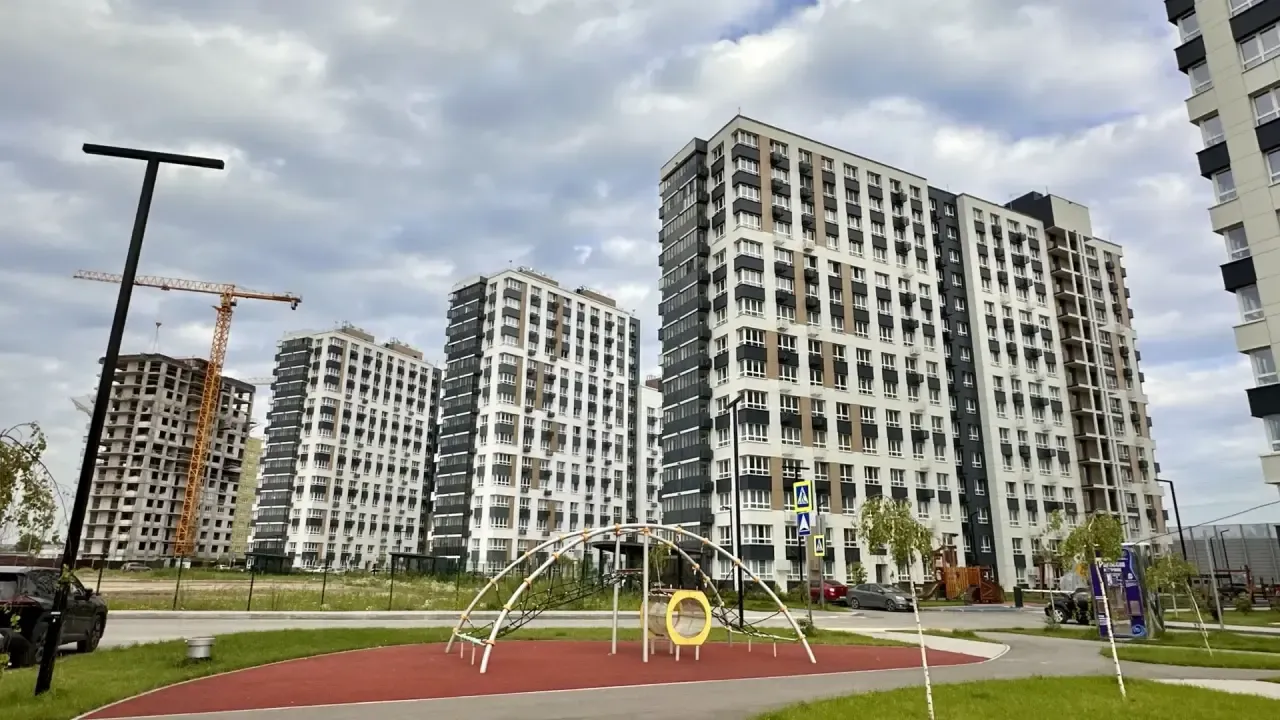 Дистанционная покупка квартиры: как выбрать жилье в другом городе и оформить сделку