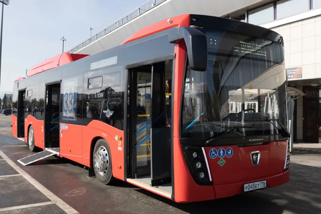В Казани начали курсировать 30 новых автобусов с кондиционерами
