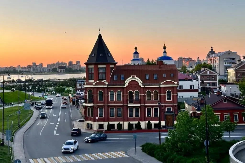 Жителям Казани обещают платить за мусор и электробусы на улицах города — правда, не скоро