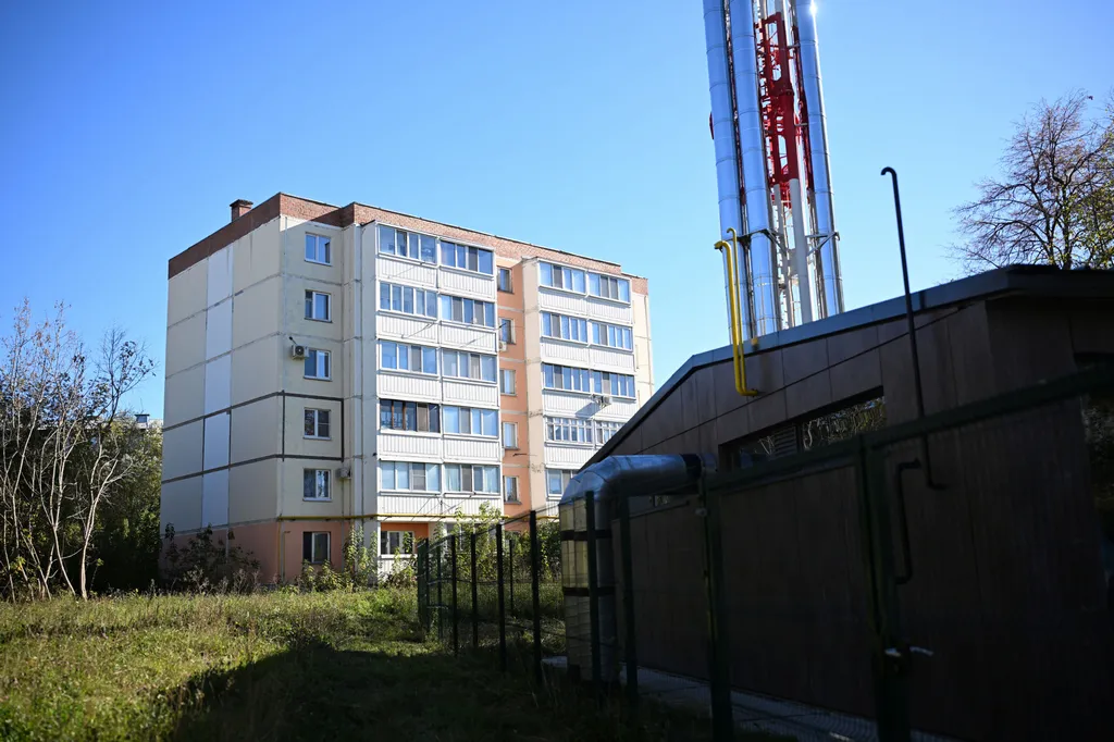 В 33-м военном городке Казани взамен аварийной котельной подключили новую В 33-м военном городке Казани взамен аварийной котельной подключили новую