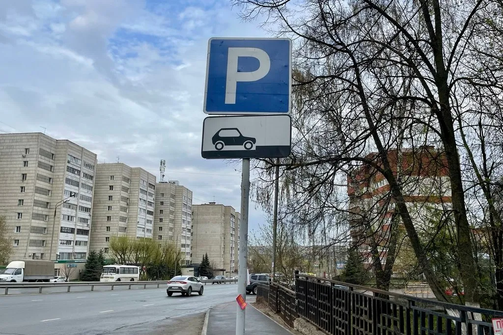 В Казани откроют новые муниципальные парковки возле жилых домов