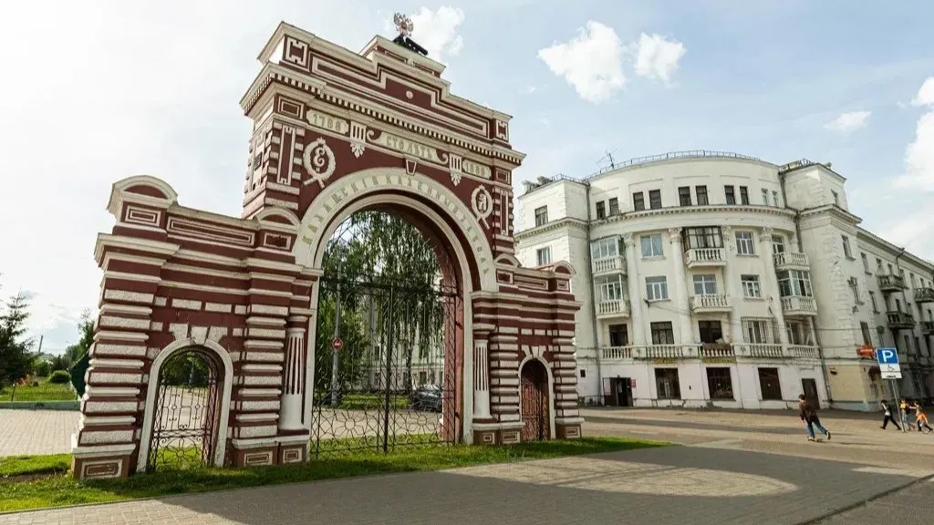 Блеск и нищета Кировского района
