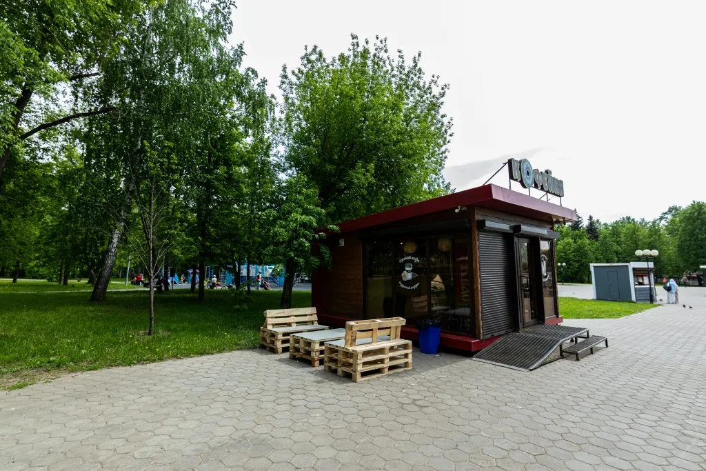 Незаконные киоски во дворах Казани демонтируют по заявкам жителей