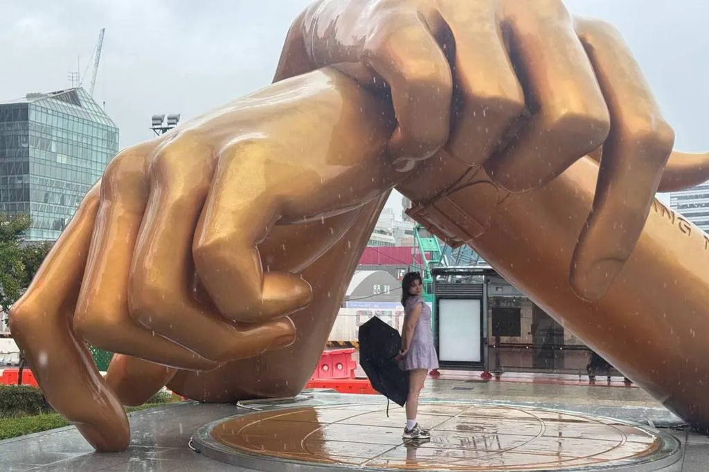 Памятник Gangnam Style в Сеуле. Фото предоставлено героиней статьи