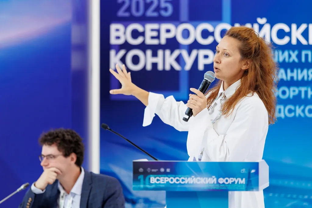 Дарья Раёк надеется, что ГОСТ ляжет в основу региональных и федеральных нормативов при строительстве. Фото: оргкомитет форума