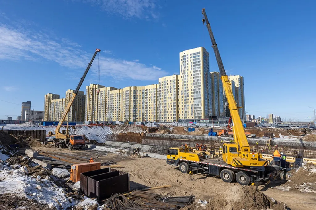 Строительство Вознесенского тракта протяженностью 11,3 км стартовало летом 2021 года. Фото: Марат Мугинов kzn.ru