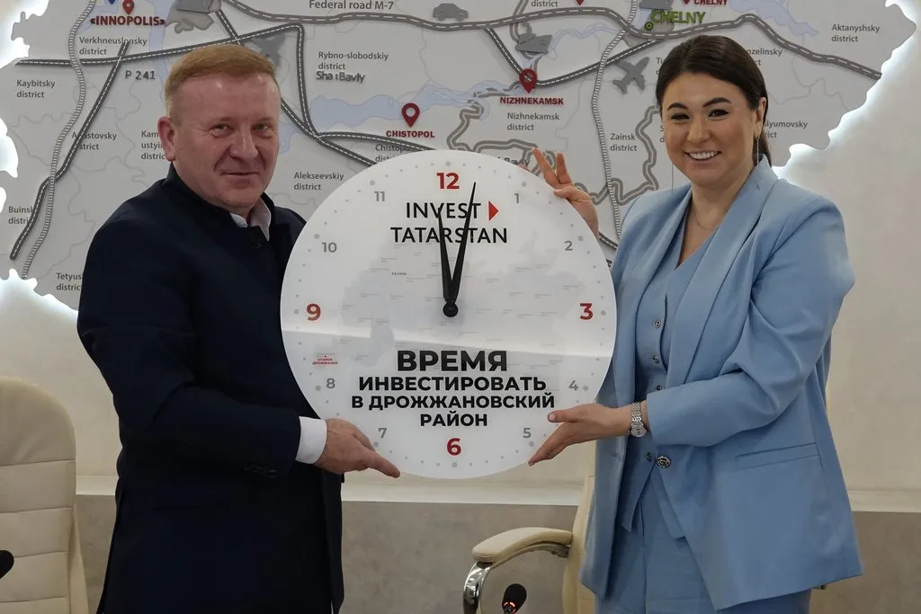 Глава Дрожжановского района Татарстана Марат Гафаров поделился планом по привлечению в муниципалитет кадров из соседних регионов, Чувашии и Ульяновской области. Фото: пресс-служба АИР РТ