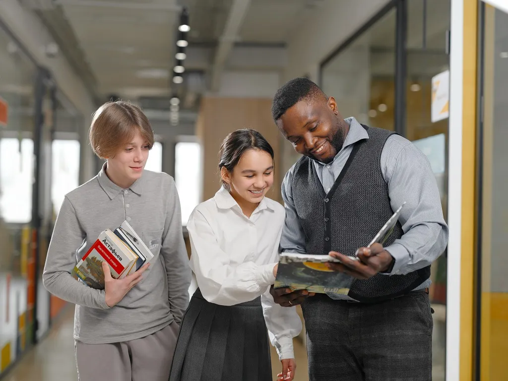 В BC Academy работают 80 учителей, из них 25 — носители языка из Ирландии, Англии, Канады, Америки, Испании, Филиппин. Фото: архив Бала-Сити