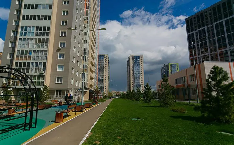 Новостройки по улице Р. Гареева. Фото: Урбан Медиа