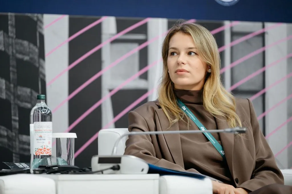 Анастасия Михайлова считает, что урбанизация не только приводит к развитию, но и порождает глобальный кризис. Фото: пресс-центр «Казаньфорум»