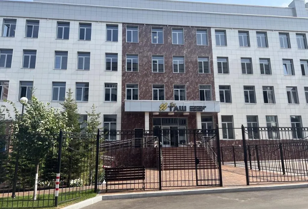 Ак Таш ничем не выделились в этом году и продажи у них тоже не самые высокие, при этом все равно выдают интересные проекты, например, ЖК Алтын Яр. Фото: Урбан Медиа