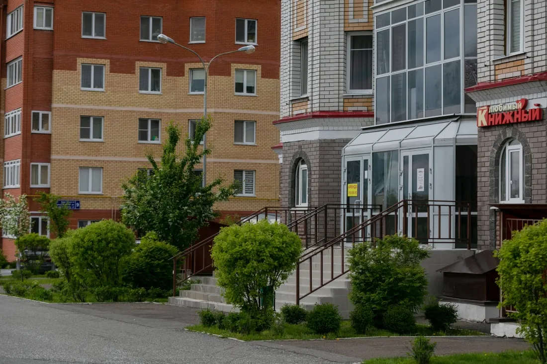 В комплексе есть магазинчик и для любителей книг. Фото: Урбан Медиа