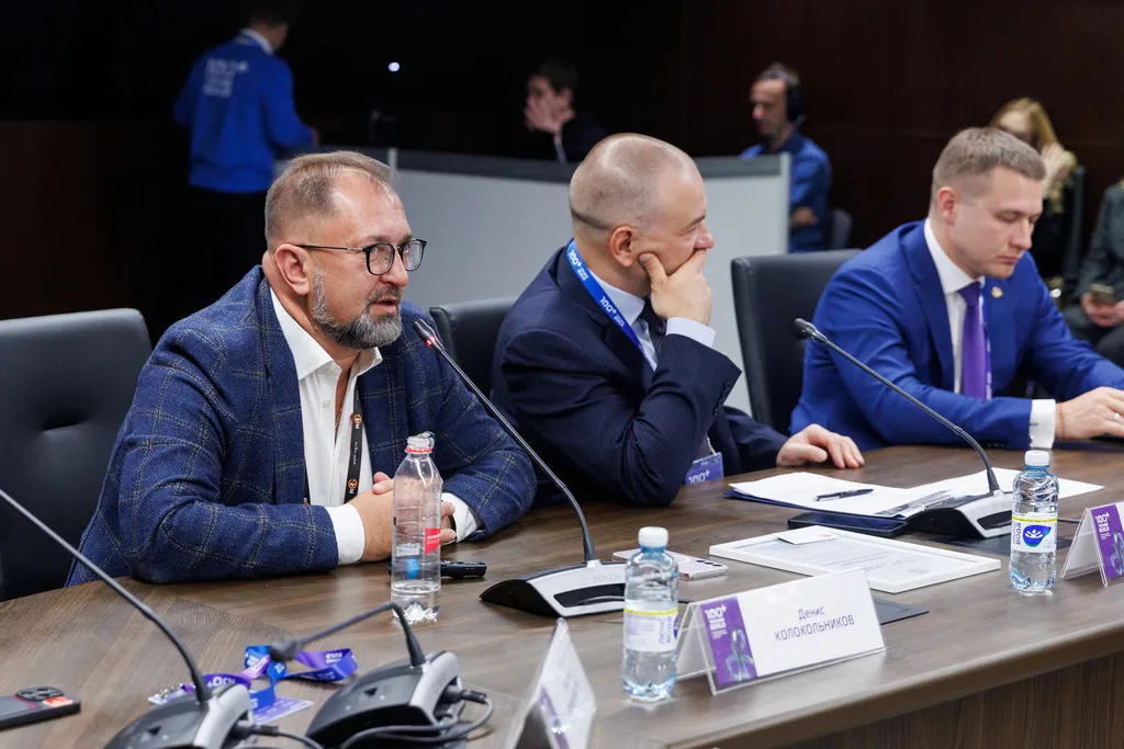 Денис Колокольников уверен: в силах девелоперов создать условия для увеличения продолжительности жизни людей. Фото: пресс-служба форума «100+ Techno Build»