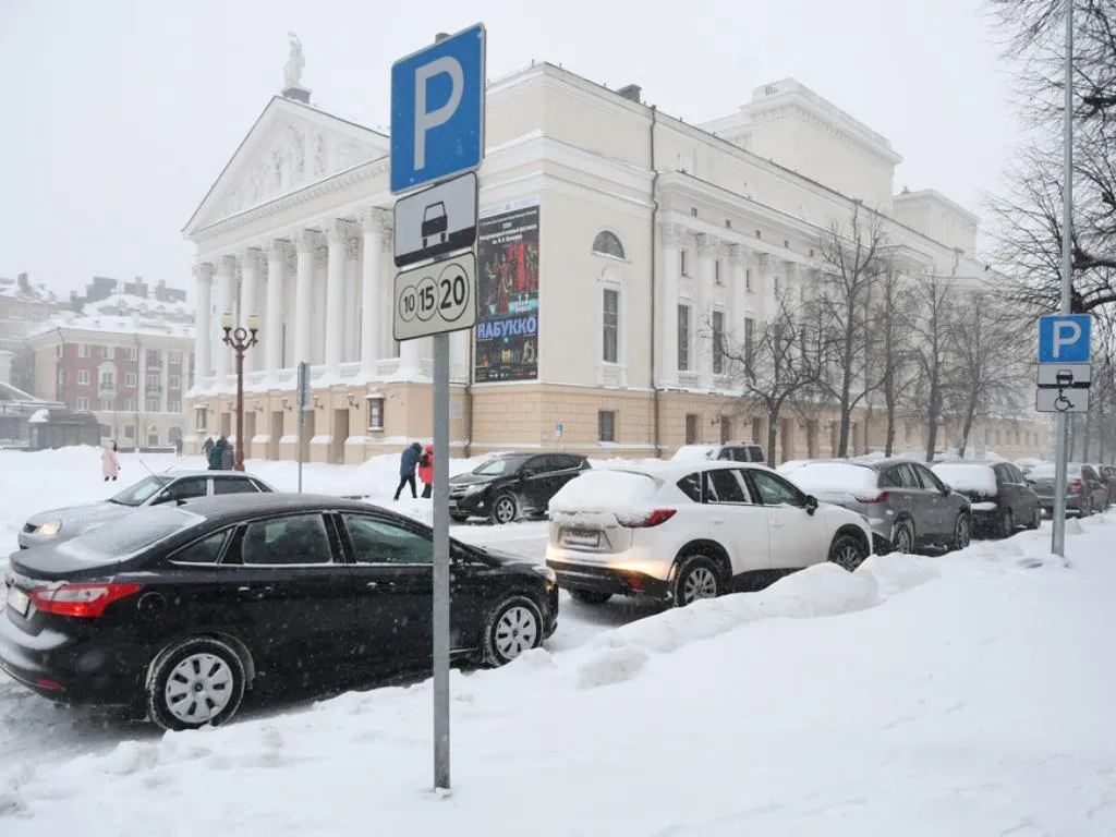 Платные и бесплатные парковки в Казани