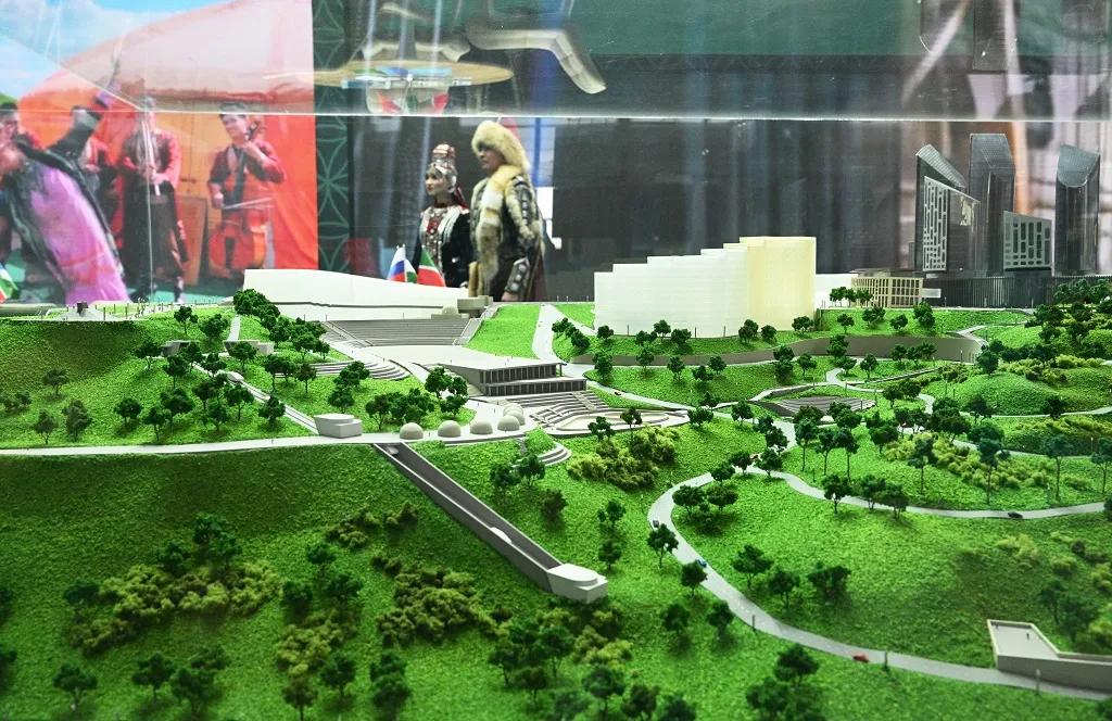 Выставка на KazanForum-2023: от напечатанного на 3D-принтере дома до «халяльного» поселка