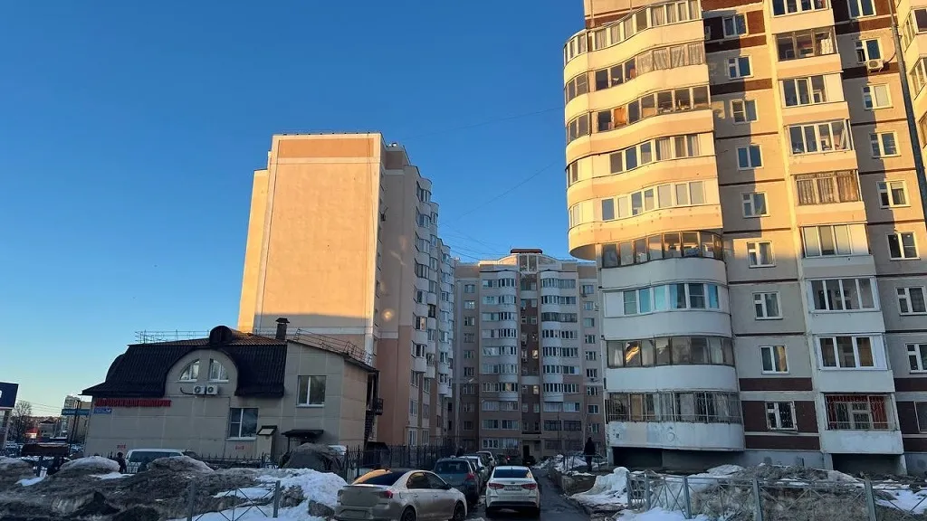 Итоги недели: высокая переплата, дефицит разнорабочих и новый лимит по сельской ипотеке