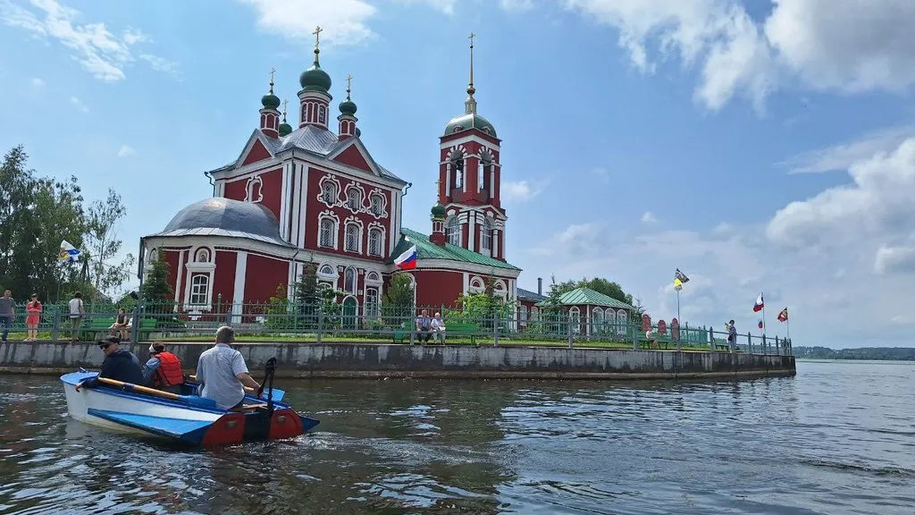Из Казани по Золотому кольцу: фрески Рублева, деревянное зодчество и атмосфера древней Руси