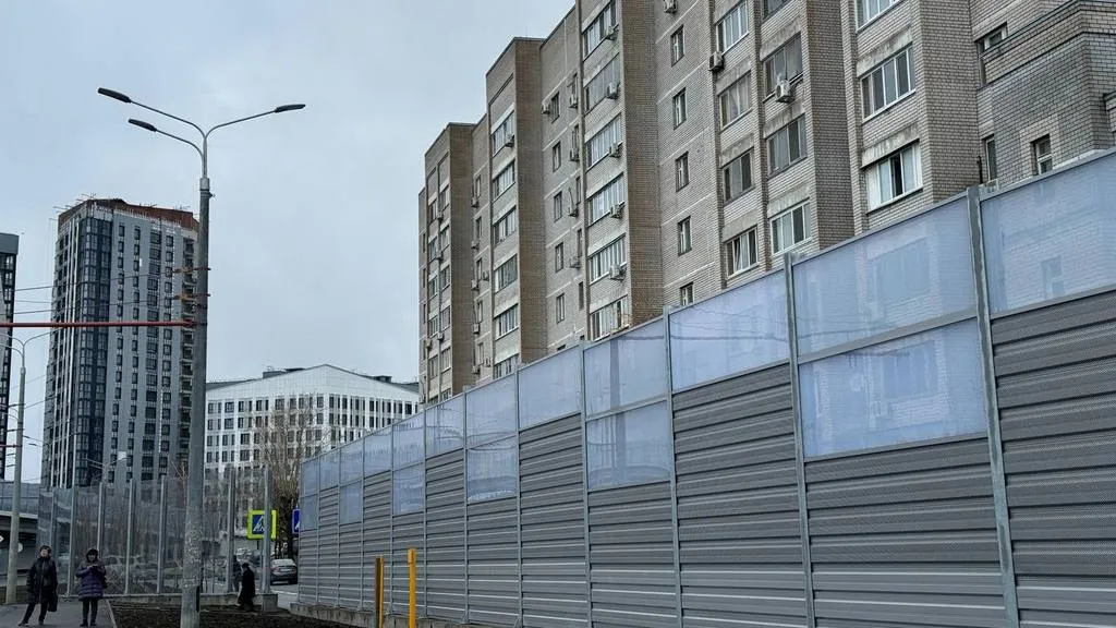 Итоги недели: строители из Зимбабве, «дарксторы» в МКД и не «резиновые» квартиры