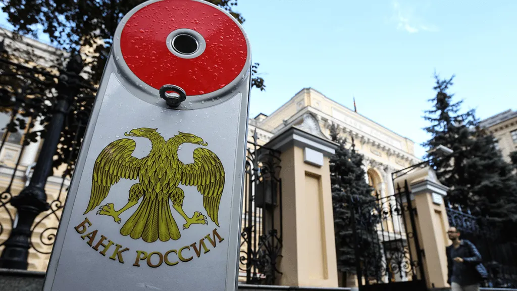 Итоги недели: упертость Центробанка, сдержанность застройщиков и QR-код во благо