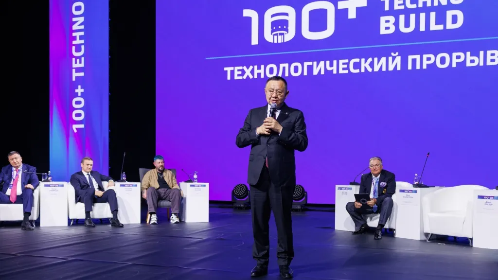 Как Дибров устроил викторину главе Минстроя Файзуллину и дизайнеру Лебедеву