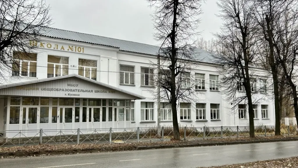Больше 300 зданий школ и детсадов в Казани ждут ремонта