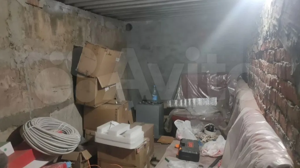 В пригороде Казани продают участок с подземным бункером за 9 млн рублей