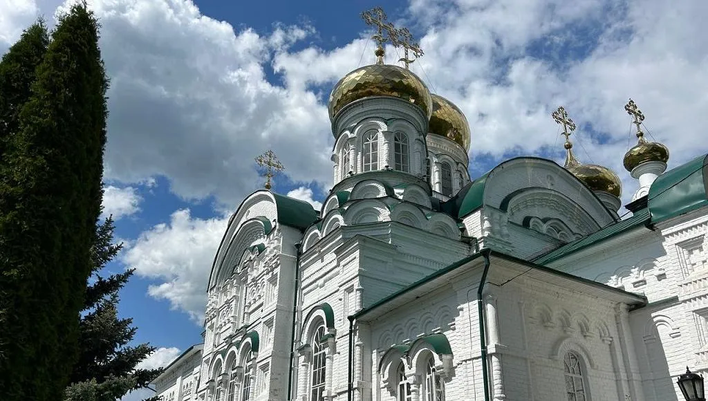Куда поехать из Казани на выходные: прогулки по Раифе и дендрарию