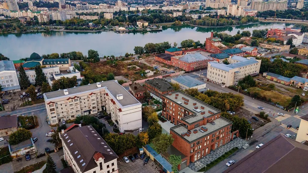 Трапеция, американский стиль и стеклянные башни: проекты с необычной архитектурой в Казани