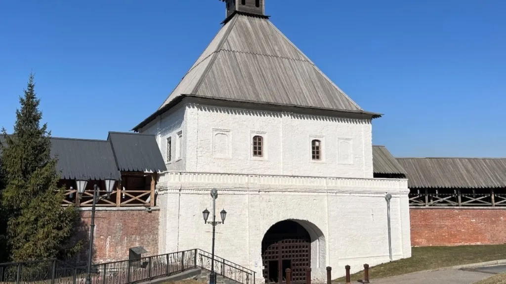 Реставрацию двух башен Кремля завершили в Казани