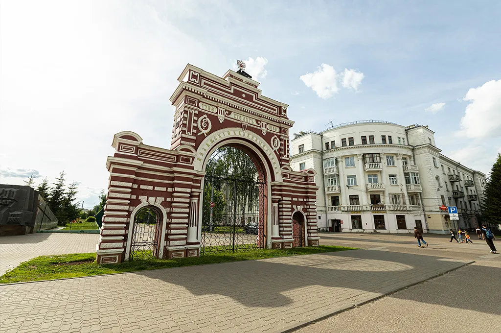 В Казани арку «Красные ворота» отреставрируют за 13 млн рублей