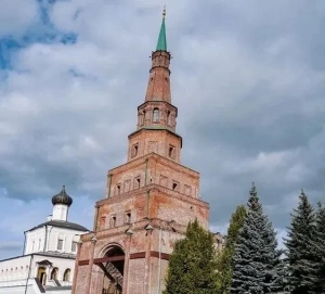 Гущин рассказал о планах открыть башню Сююмбике для туристов