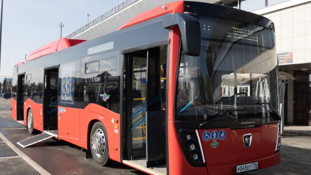 В Казани начали курсировать 30 новых автобусов с кондиционерами